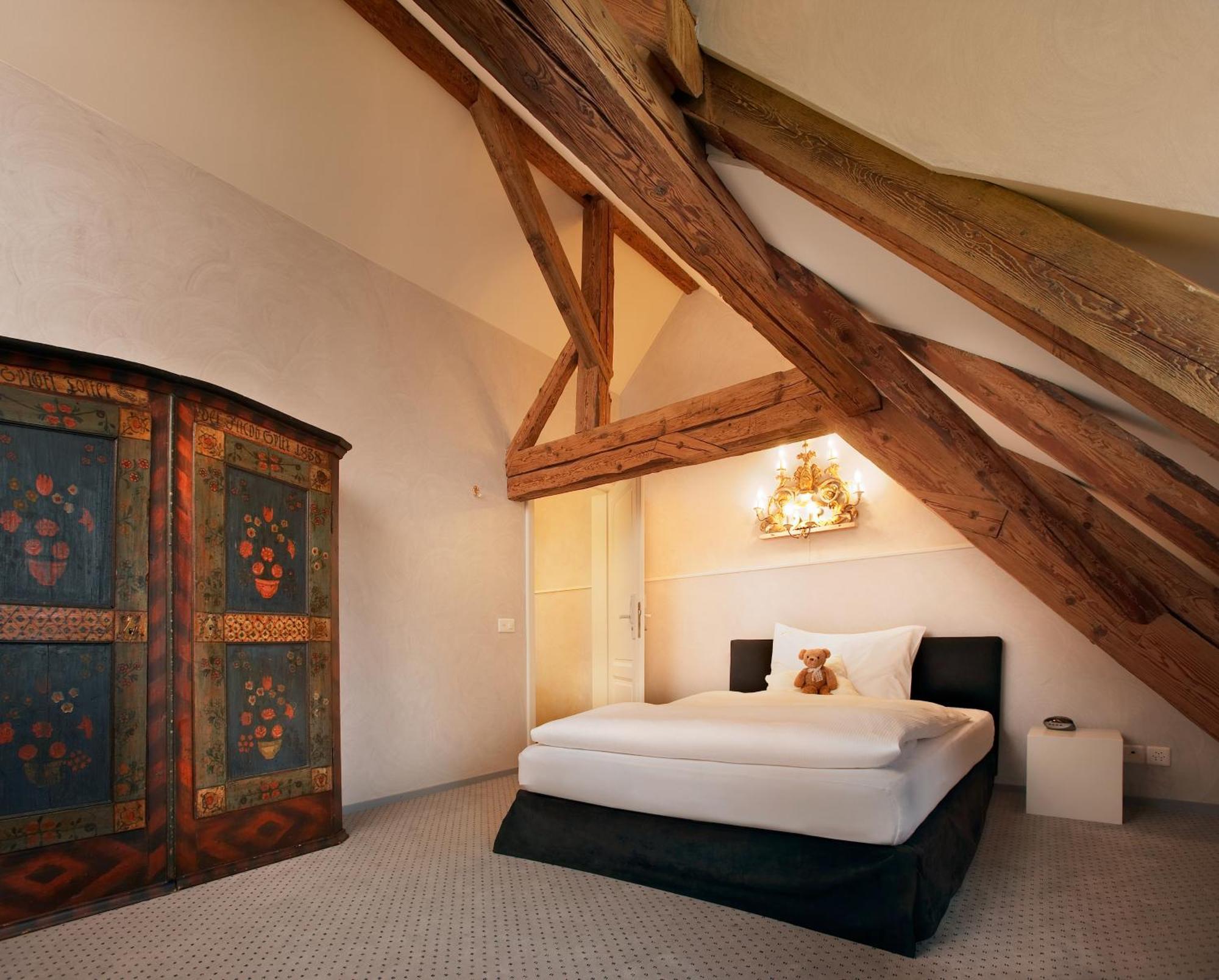 Romantik Hotel De L'Ours 苏西 外观 照片