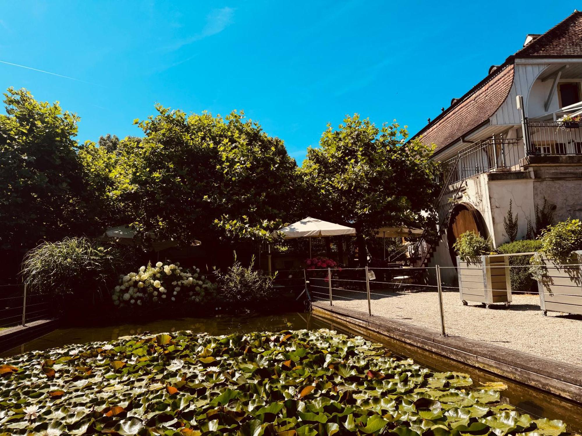 Romantik Hotel De L'Ours 苏西 外观 照片